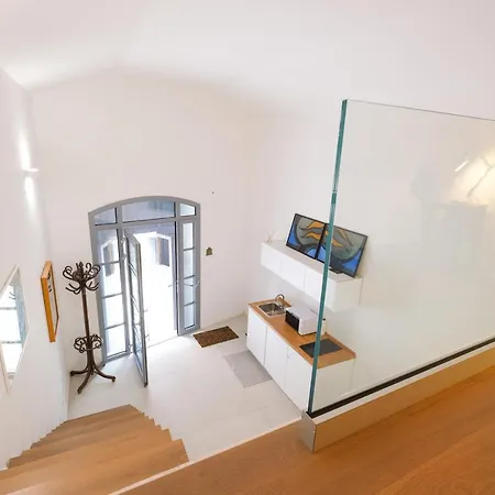 Old Stone House Apartamento Bari